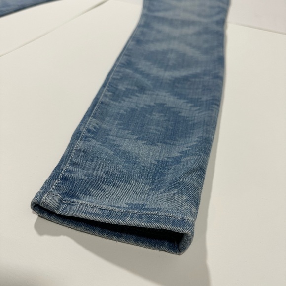 7 For All Mankind The Skinny Jeans Women's Abstract Blue Mid Rise Denim, Size 25 - Picture 3 of 11